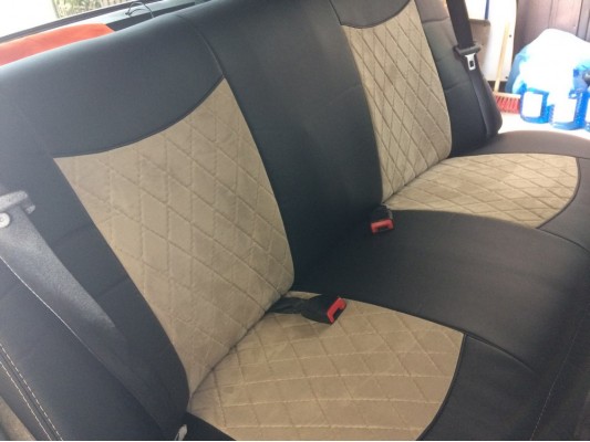 Авточехлы на Lada ВАЗ 2105 Авточехлы на Lada ВАЗ 2105