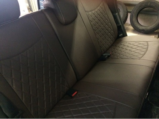 Авточехлы на Nissan Terrano Авточехлы на Nissan Terrano