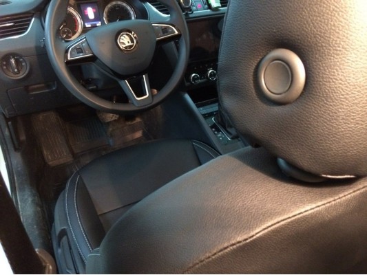 Каркасные авточехлы на Skoda Octavia A7 FL Каркасные авточехлы на Skoda Octavia A7 FL