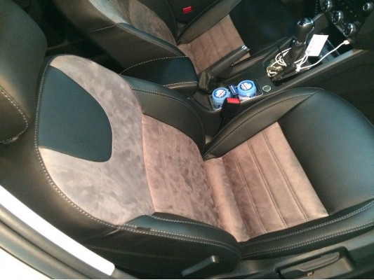 Каркасные авточехлы на Skoda Octavia A7 FL Каркасные авточехлы на Skoda Octavia A7 FL